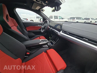 2026 BMW X2 Sports Activity Coupe M35i - miniatura 8