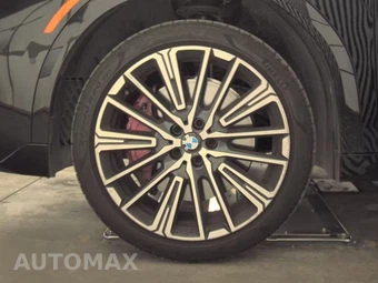 2026 BMW X2 Sports Activity Coupe M35i - miniatura 9