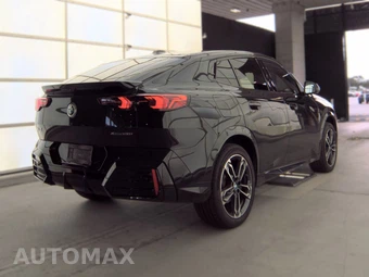 2026 BMW X2 Sports Activity Coupe xDrive28i M SPORT LINE - miniatura 5
