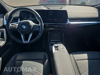 2026 BMW X2 Sports Activity Coupe xDrive28i - miniatura 17