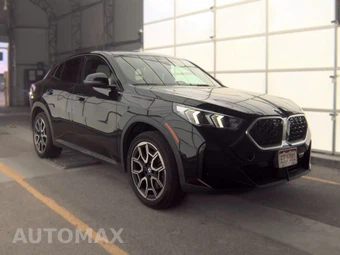 2026 BMW X2 Sports Activity Coupe xDrive28i - miniatura 4