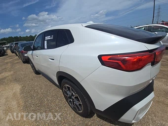 2026 BMW X2 Sports Activity Coupe xDrive28i - miniatura 6