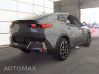 2026 BMW X2 Sports Activity Coupe xDrive28i - miniatura 5