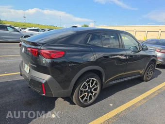 2026 BMW X2 Sports Activity Coupe xDrive28i - miniatura 4