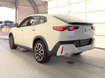 2026 BMW X2 Sports Activity Coupe xDrive28i - miniatura 8