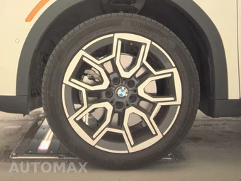 2026 BMW X2 Sports Activity Coupe xDrive28i - miniatura 9