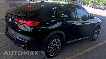 2026 BMW X2 Sports Activity Coupe xDrive28i - miniatura 4