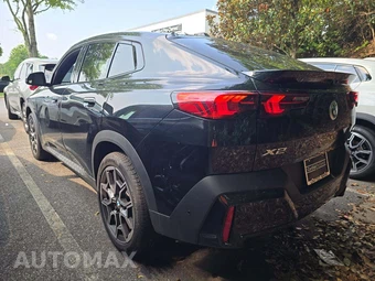 2026 BMW X2 Sports Activity Coupe xDrive28i - miniatura 2