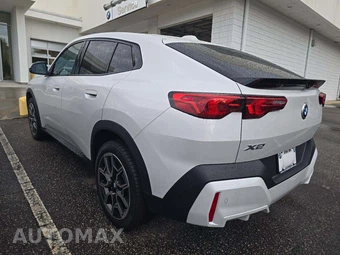 2026 BMW X2 Sports Activity Coupe xDrive28i - miniatura 2