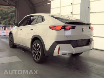 2026 BMW X2 Sports Activity Coupe xDrive28i - miniatura 8