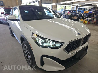 2026 BMW X2 Sports Activity Coupe xDrive28i - miniatura 3
