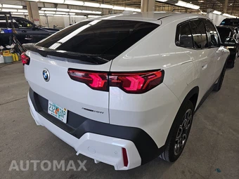 2026 BMW X2 Sports Activity Coupe xDrive28i - miniatura 4