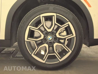 2026 BMW X2 Sports Activity Coupe xDrive28i - miniatura 10