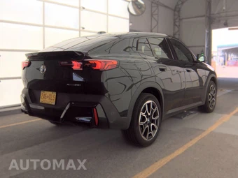 2026 BMW X2 Sports Activity Coupe xDrive28i - miniatura 5