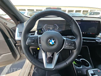 2026 BMW X2 Sports Activity Coupe xDrive28i - miniatura 16
