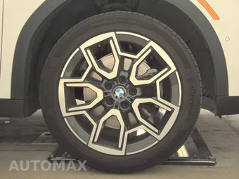 2026 BMW X2 Sports Activity Coupe xDrive28i - miniatura 10