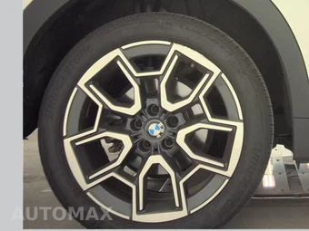 2026 BMW X2 Sports Activity Coupe xDrive28i - miniatura 11