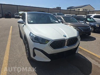 2026 BMW X2 Sports Activity Coupe xDrive28i - miniatura 2