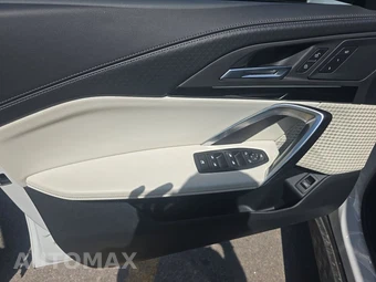 2026 BMW X2 Sports Activity Coupe xDrive28i - miniatura 9