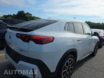 2026 BMW X2 Sports Activity Coupe xDrive28i - miniatura 4