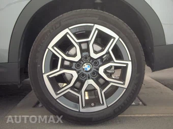 2026 BMW X2 Sports Activity Coupe xDrive28i - miniatura 12