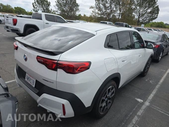 2026 BMW X2 Sports Activity Coupe xDrive28i - miniatura 4