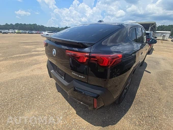 2026 BMW X2 Sports Activity Coupe xDrive28i - miniatura 4