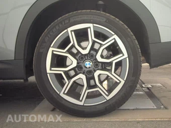 2026 BMW X2 Sports Activity Coupe xDrive28i - miniatura 12