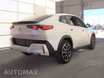2026 BMW X2 Sports Activity Coupe xDrive28i - miniatura 5