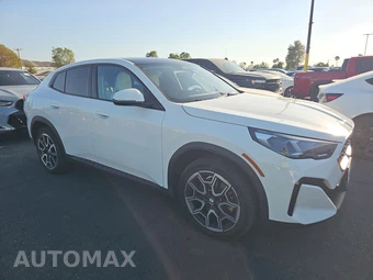 2026 BMW X2 Sports Activity Coupe xDrive28i - miniatura 3