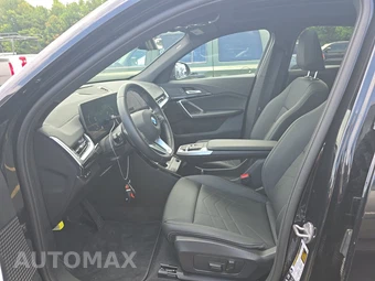 2026 BMW X2 Sports Activity Coupe xDrive28i - miniatura 13