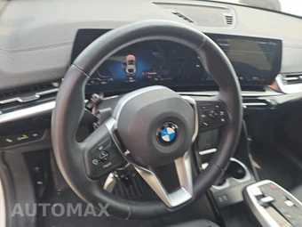 2026 BMW X2 Sports Activity Coupe xDrive28i - miniatura 16