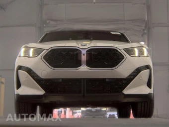 2026 BMW X2 Sports Activity Coupe xDrive28i - miniatura 3