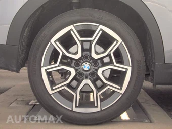 2026 BMW X2 Sports Activity Coupe xDrive28i - miniatura 11