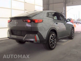 2026 BMW X2 Sports Activity Coupe xDrive28i - miniatura 5