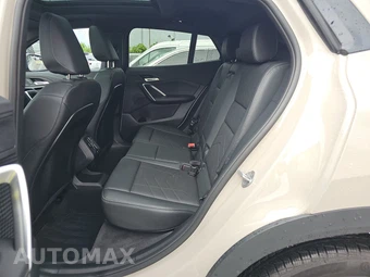 2026 BMW X2 Sports Activity Coupe xDrive28i - miniatura 13