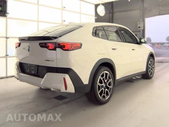 2026 BMW X2 Sports Activity Coupe xDrive28i - miniatura 5