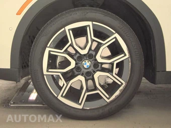 2026 BMW X2 Sports Activity Coupe xDrive28i - miniatura 9