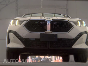 2026 BMW X2 Sports Activity Coupe xDrive28i - miniatura 3
