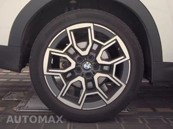 2026 BMW X2 Sports Activity Coupe xDrive28i - miniatura 11