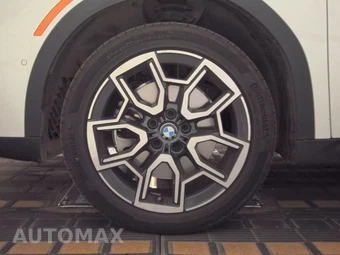 2026 BMW X2 Sports Activity Coupe xDrive28i - miniatura 9