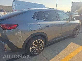 2026 BMW X2 Sports Activity Coupe xDrive28i - miniatura 4