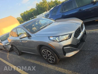 2026 BMW X2 Sports Activity Coupe xDrive28i - miniatura 3