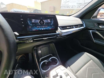 2026 BMW X2 Sports Activity Coupe xDrive28i - miniatura 10