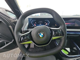 2026 BMW X3 30 xDrive - miniatura 10
