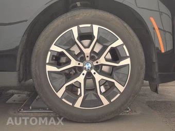 2026 BMW X3 30 xDrive - miniatura 10