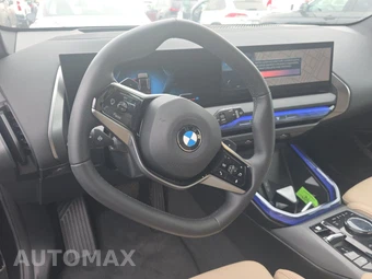 2026 BMW X3 30 xDrive - miniatura 10