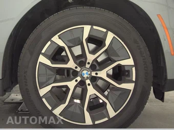 2026 BMW X3 30 xDrive - miniatura 10