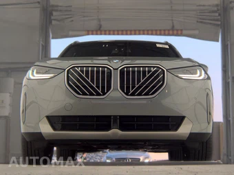 2026 BMW X3 30 xDrive - miniatura 3