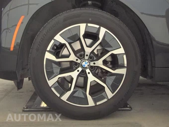 2026 BMW X3 30 xDrive - miniatura 9